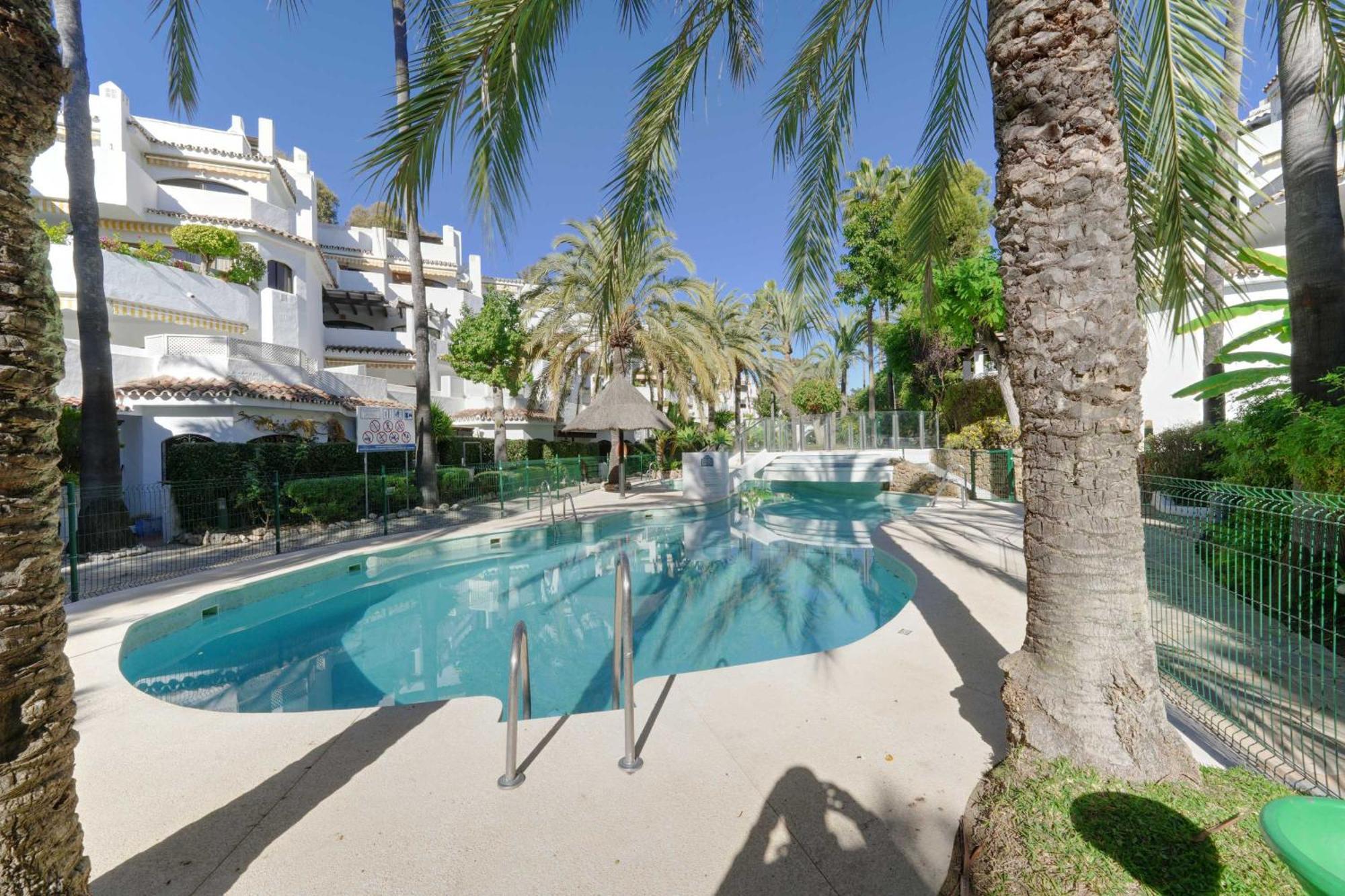 1104 First Line Beach Apartment Golden Beach Pool Marbella Eksteriør bilde