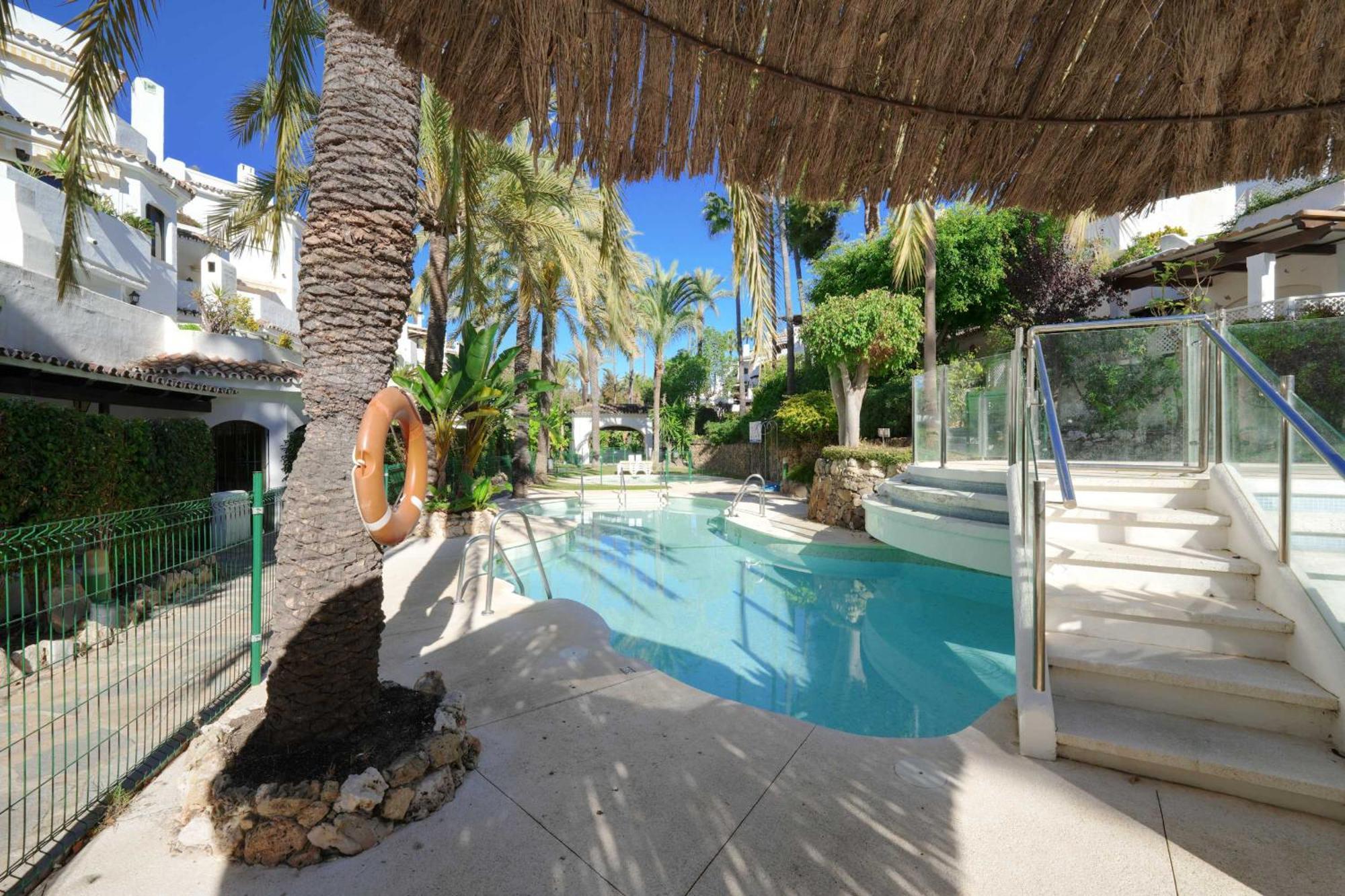 1104 First Line Beach Apartment Golden Beach Pool Marbella Eksteriør bilde