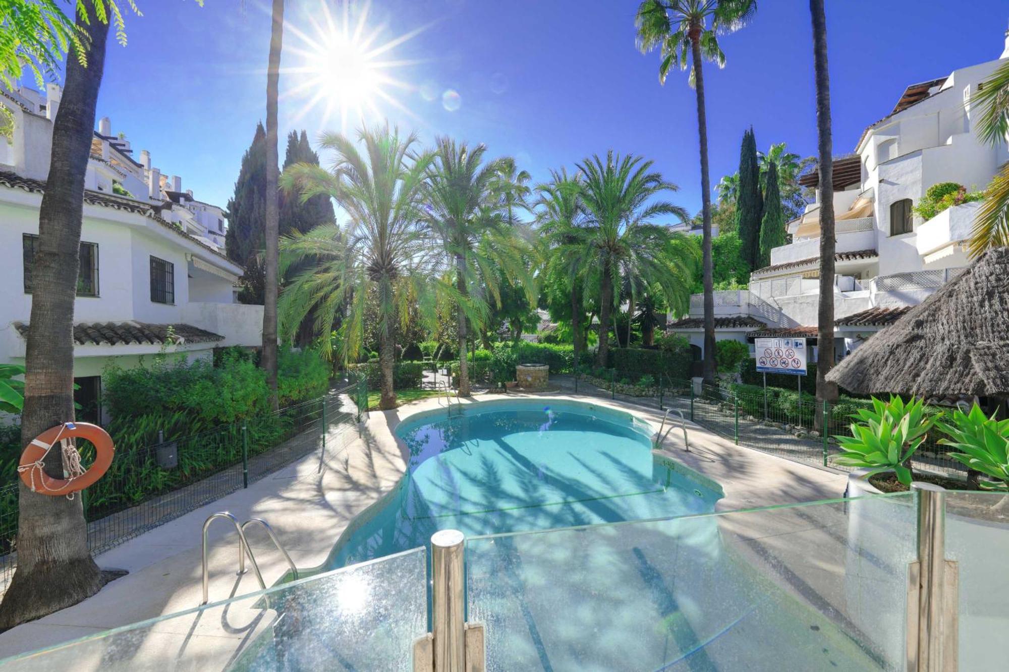 1104 First Line Beach Apartment Golden Beach Pool Marbella Eksteriør bilde